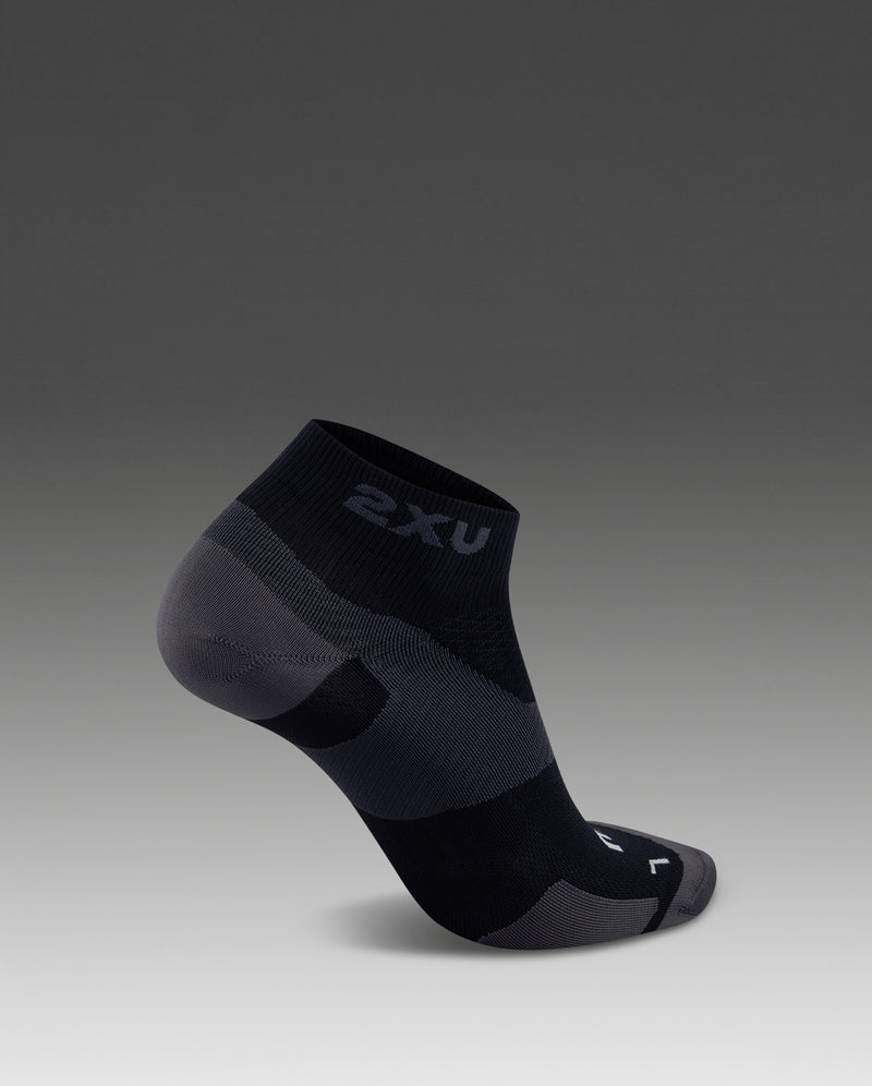 Vectr Ultralight 1/4 Crew Socks, Black/Titanium