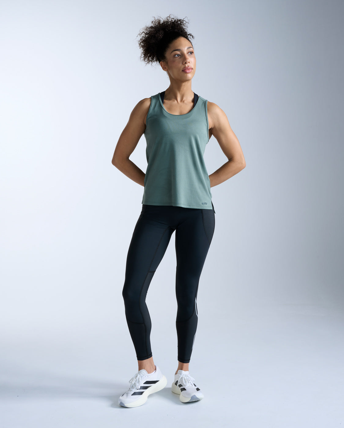 Aero Singlet, Olive Leaf/Olive Leaf Reflective