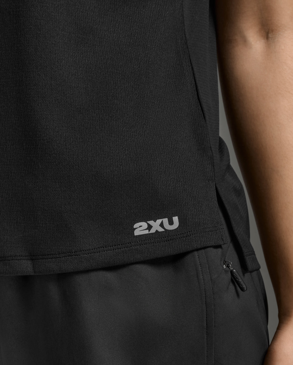 Aero Mesh Tee, Black/Silver Reflective